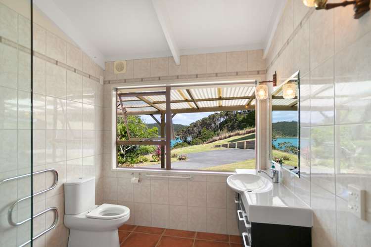 215 Kempthorne Road Russell_10