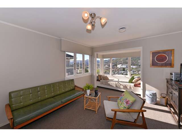 28 Jenner Road Toi Toi_3