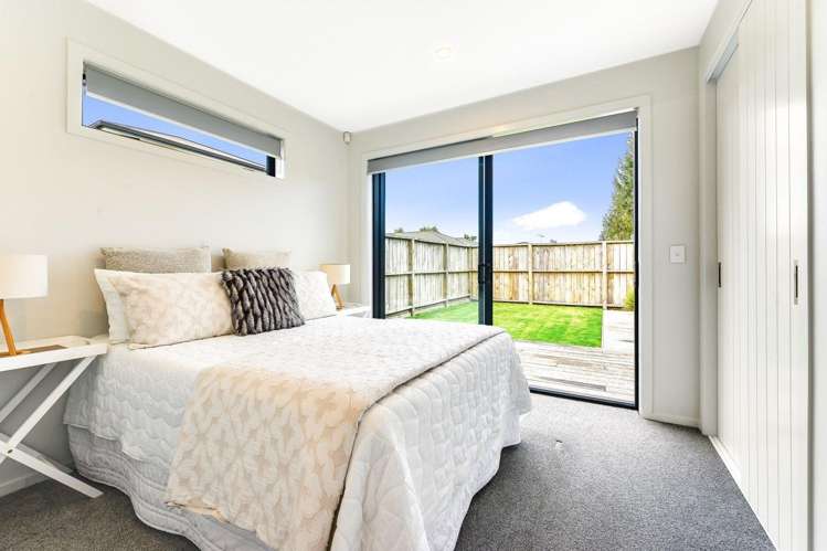 2/36 Odette Street 2738_7