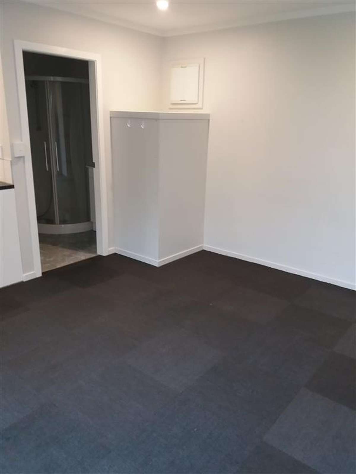 CENTRAL CITY STUDIO APARTMENT 5