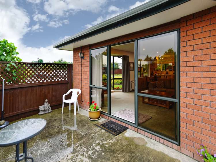 9a Devon Crescent Darfield_14