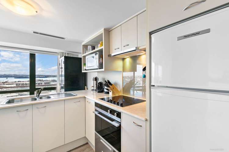 1101/1 Hobson Street Auckland Central_8