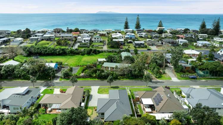 15 Ian Place Waihi Beach_28