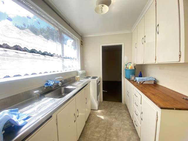 3/22C West Coast Road Glen Eden_2