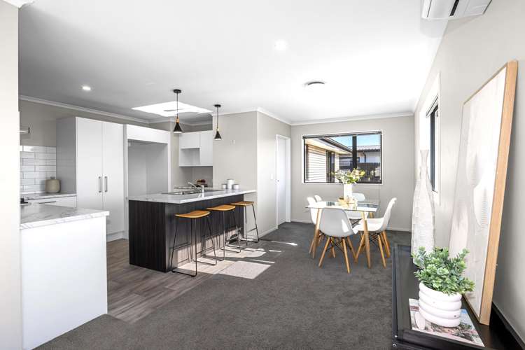 2 Letitia Street Burwood_3