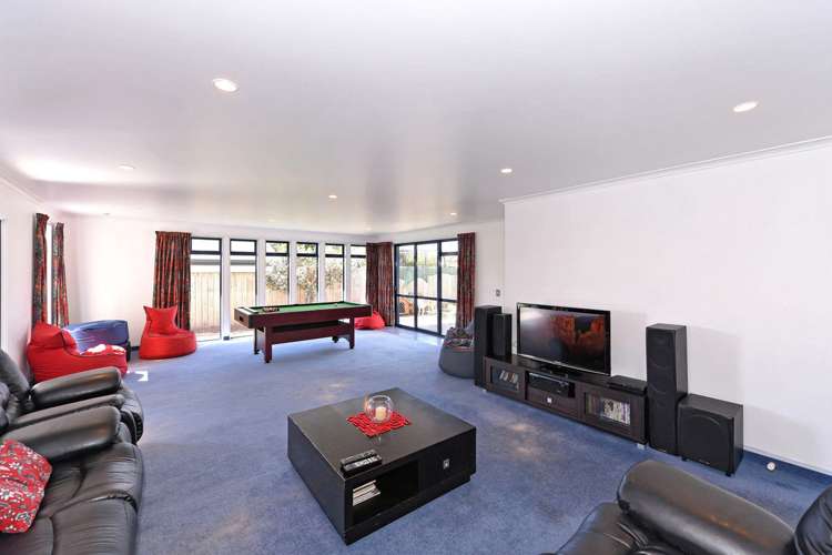 18 Mary Ann Muller Crescent Stoke_6