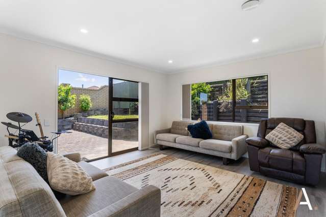 4 Kingsclere Place Goodwood Heights_3