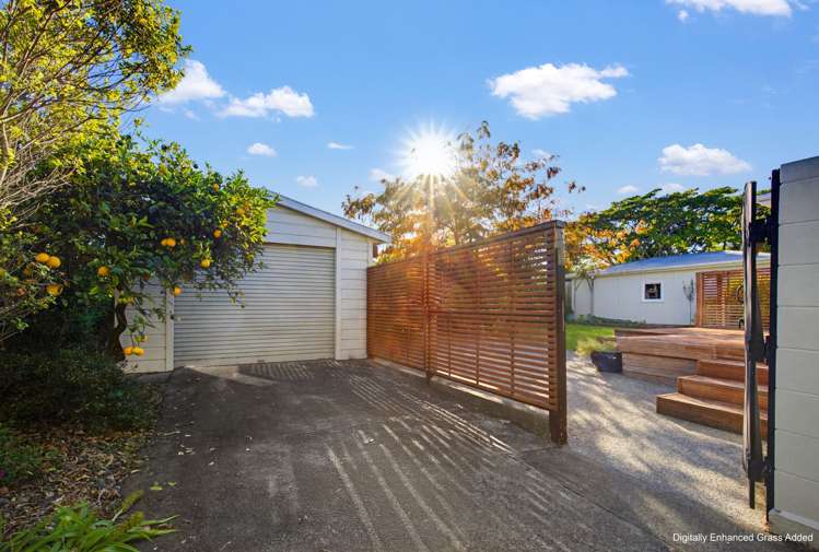 15 Keats Crescent Stoke_22