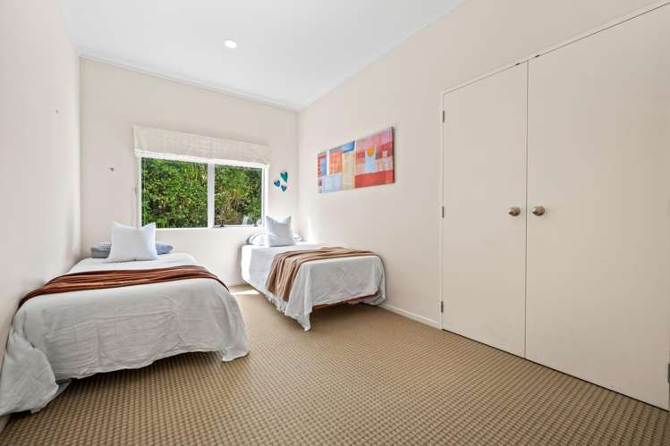 9 Margaret Way Langs Beach_17