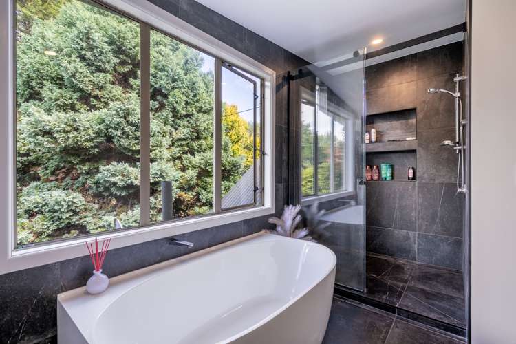 286 Bay Road West Plains_22