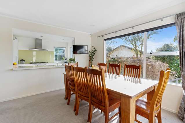 24 Perindale Drive Chartwell_3