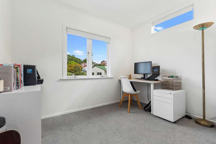 7 Mcilroy Avenue Hillsborough_12