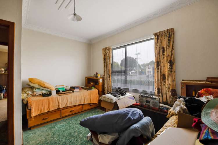 35 High Street Hawera_9