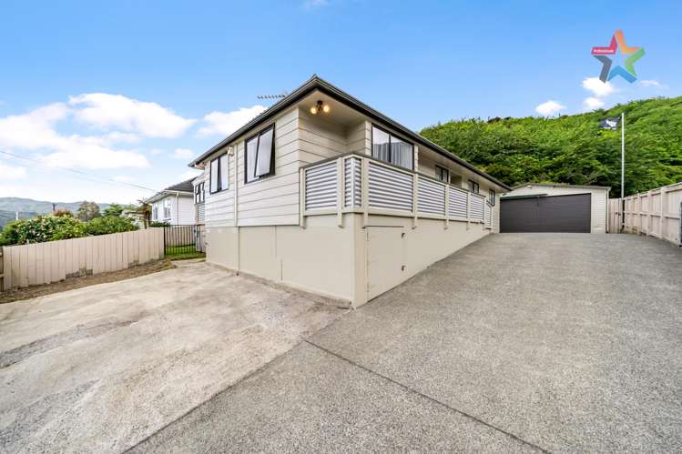 37 Castlerea Street Wainuiomata_0