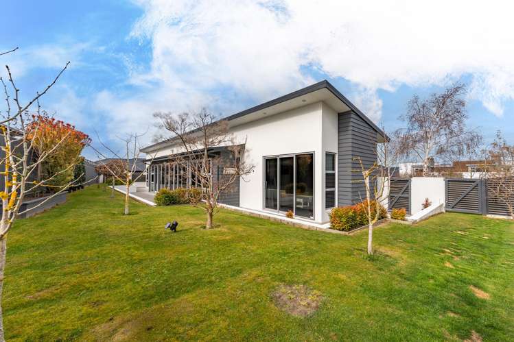2 Meadowstone Street Gleniti_1