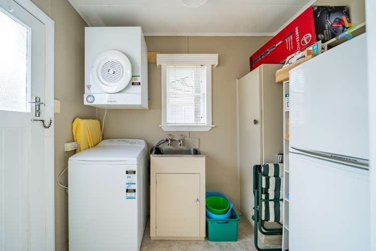 35 Main Road Titahi Bay_5