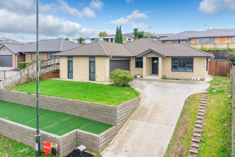 54 Farnborough Drive Nawton_28