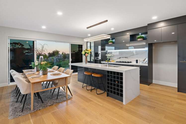 162 Arran Point Parade Orewa_12