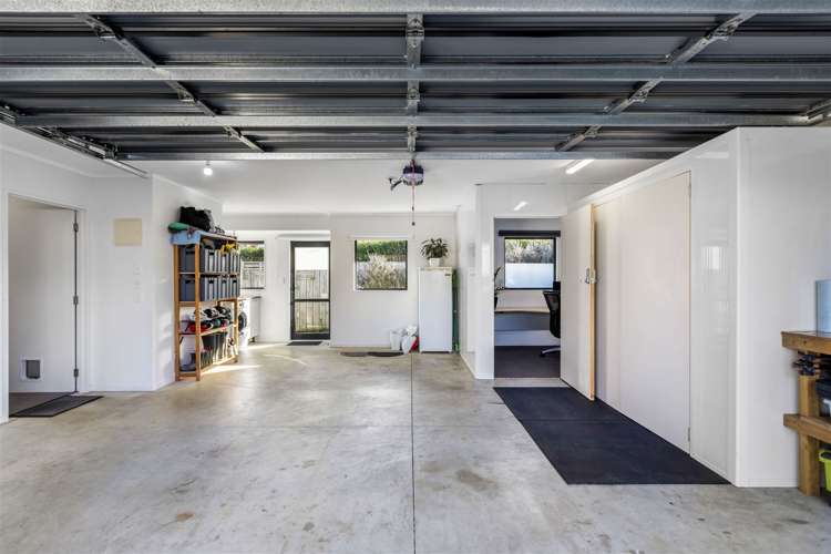 56 Donald Street Stanmore Bay_18