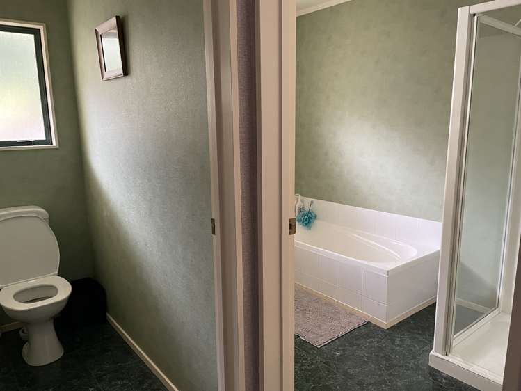 19 Logan Way Kelvin Grove_8