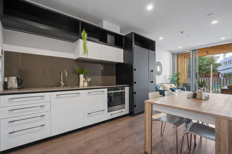 204/11 Vinegar Lane Grey Lynn_5