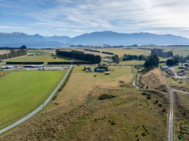 330 Sinclair Road Te Anau_29