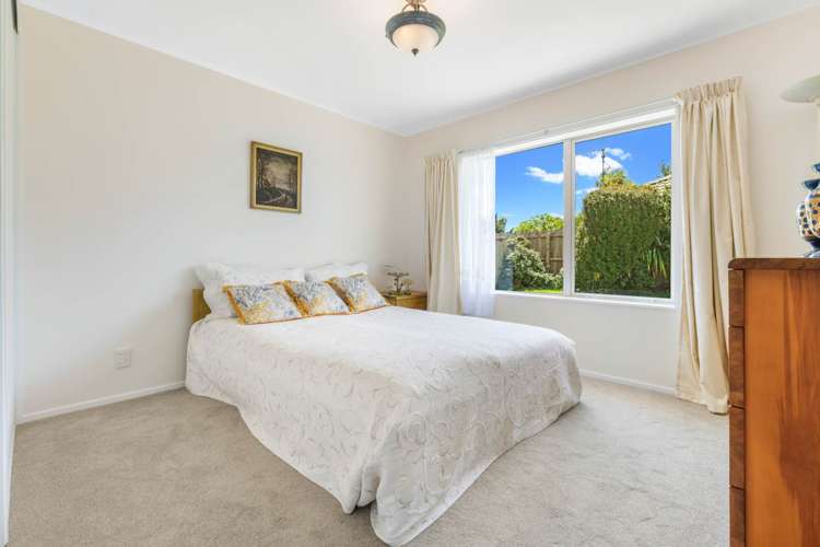 41 Davington Way Pakuranga Heights_16