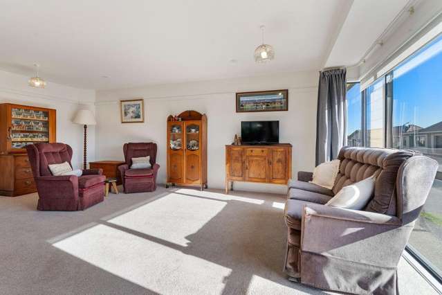 1 Ashmore Park Road Carterton_3