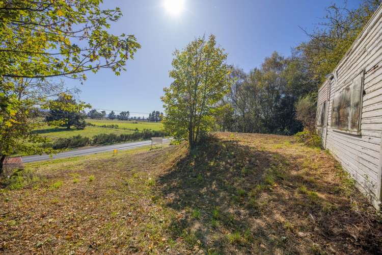 60 Gosling Grove Turangi_2