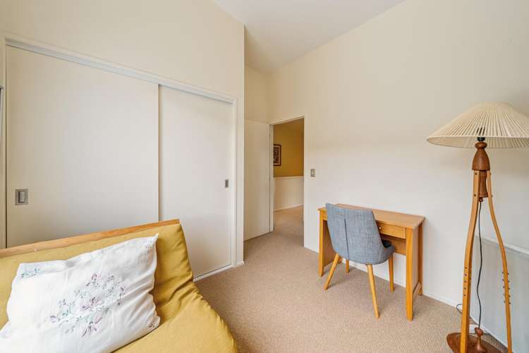 80 Saddleback Grove Karori_15