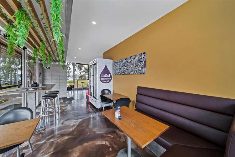 Unit 10, 18 Taurus Place Bromley_3