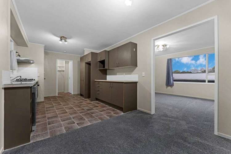 9 Glenbervie Crescent Massey_1