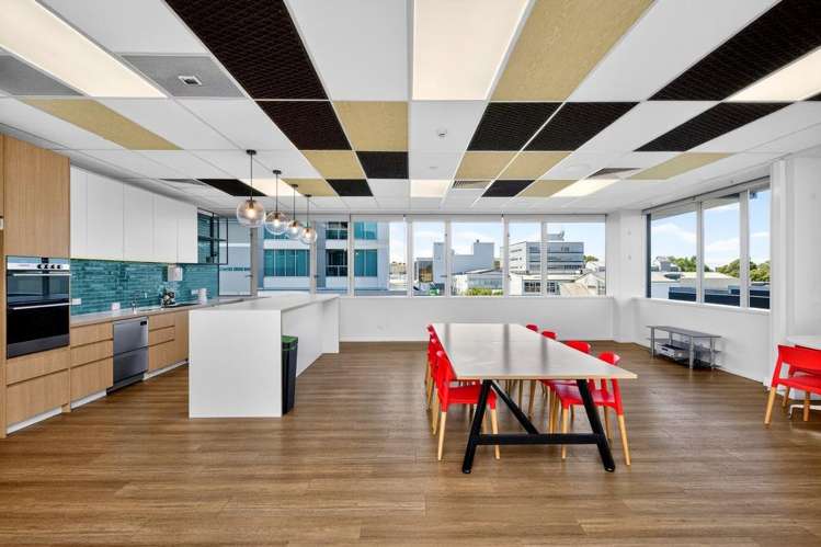 12-14 Northcroft Street Takapuna_9