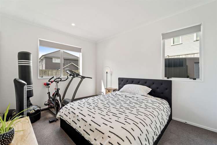 21 Tyler Davies Drive Red Beach_19