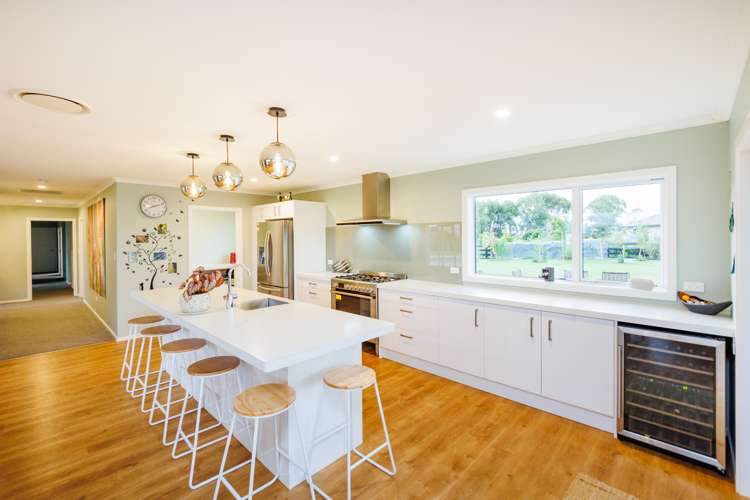 21 Loveston Lane Kelvin Grove_9