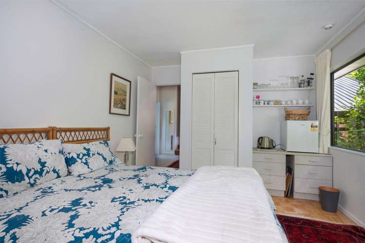 728 Whangamata Road Kinloch_19