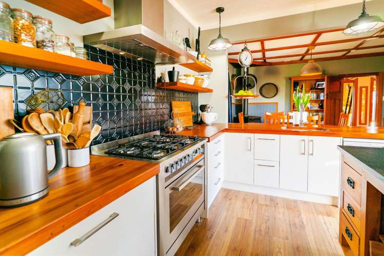 808 Riverslea Road South Akina_11