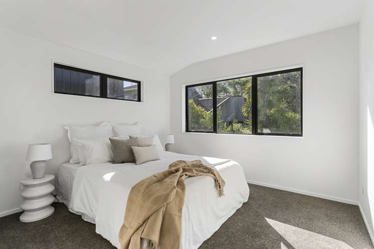 905c East Coast Road Northcross_18