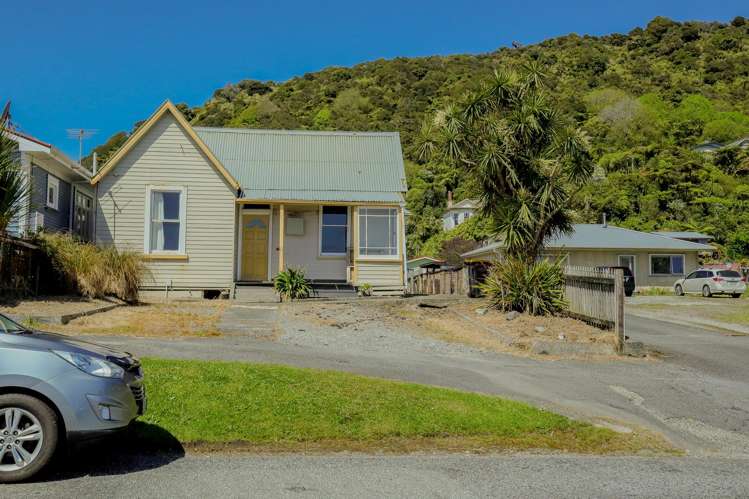9 Alexander Terrace Greymouth_37