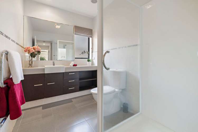 18 Valderama Drive Flat Bush_19