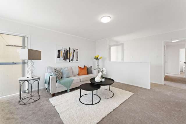 2/48 Archmillen Avenue Pakuranga Heights_3