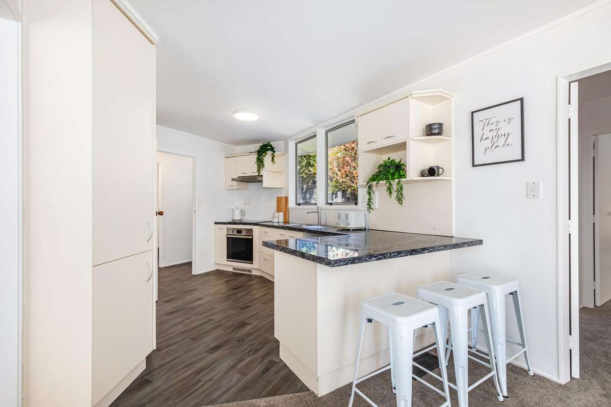 32 Antrim Crescent_4