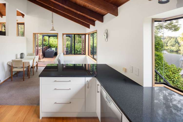 3B Houhere Place Pukete_5