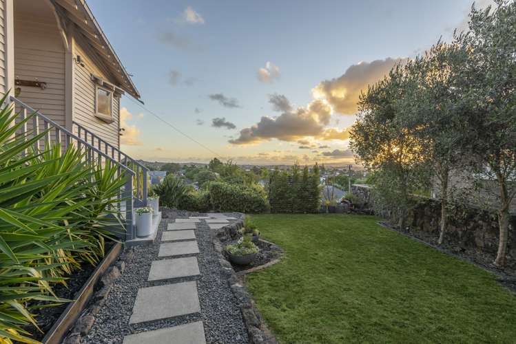 29 Valley Road Mount Eden_13