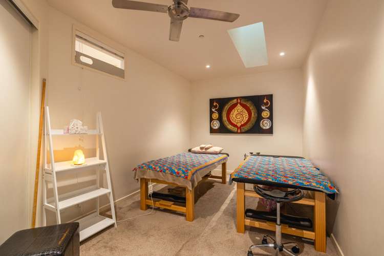 8/118 Ocean View Road Oneroa_7