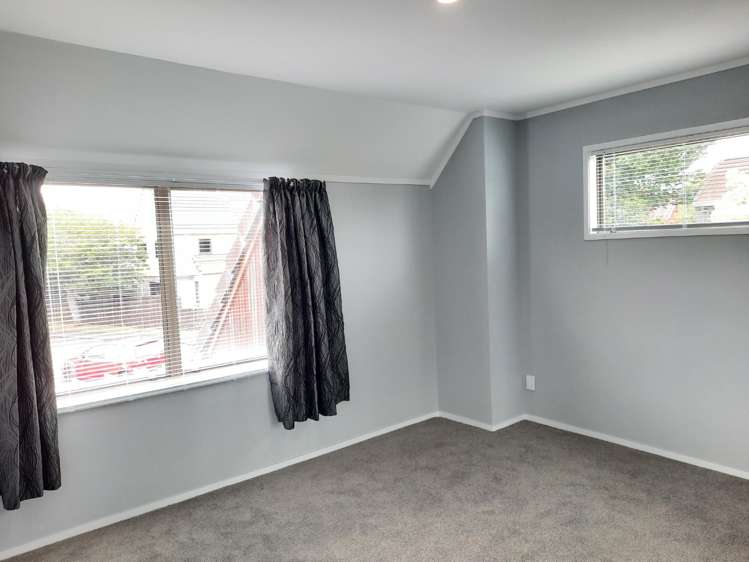 2 Springwood Place 1728_9