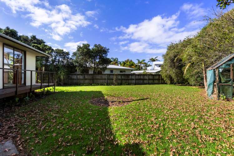 10 Walton Street Red Beach_14