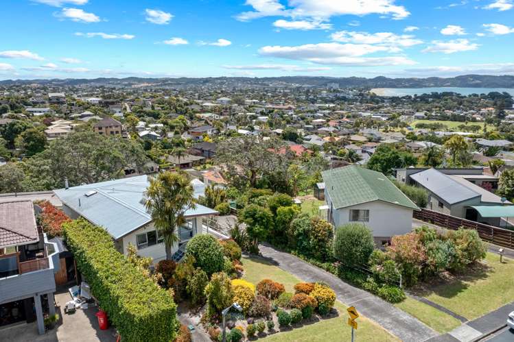 75 Marellen Drive Red Beach_26