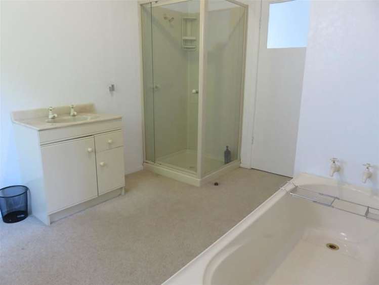 240 Rocks Highway Riverton_8