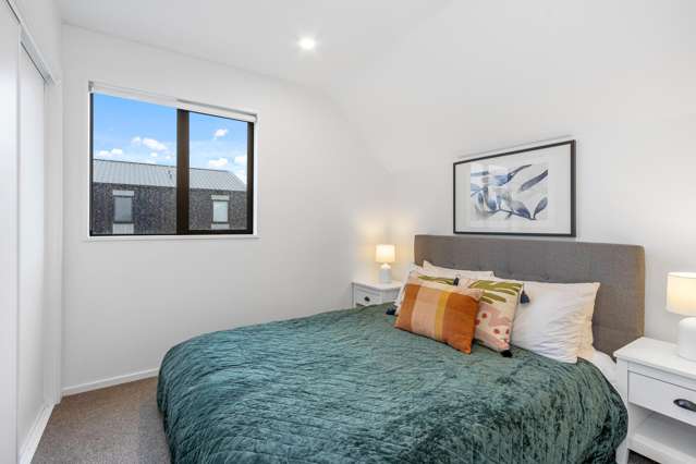 2/191 England Street Linwood_4